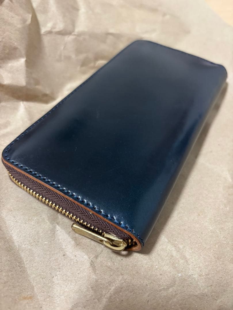 コードバン　ラウンドファスナー長財布　レザーウォレット　ジッパー 財布カウレザー