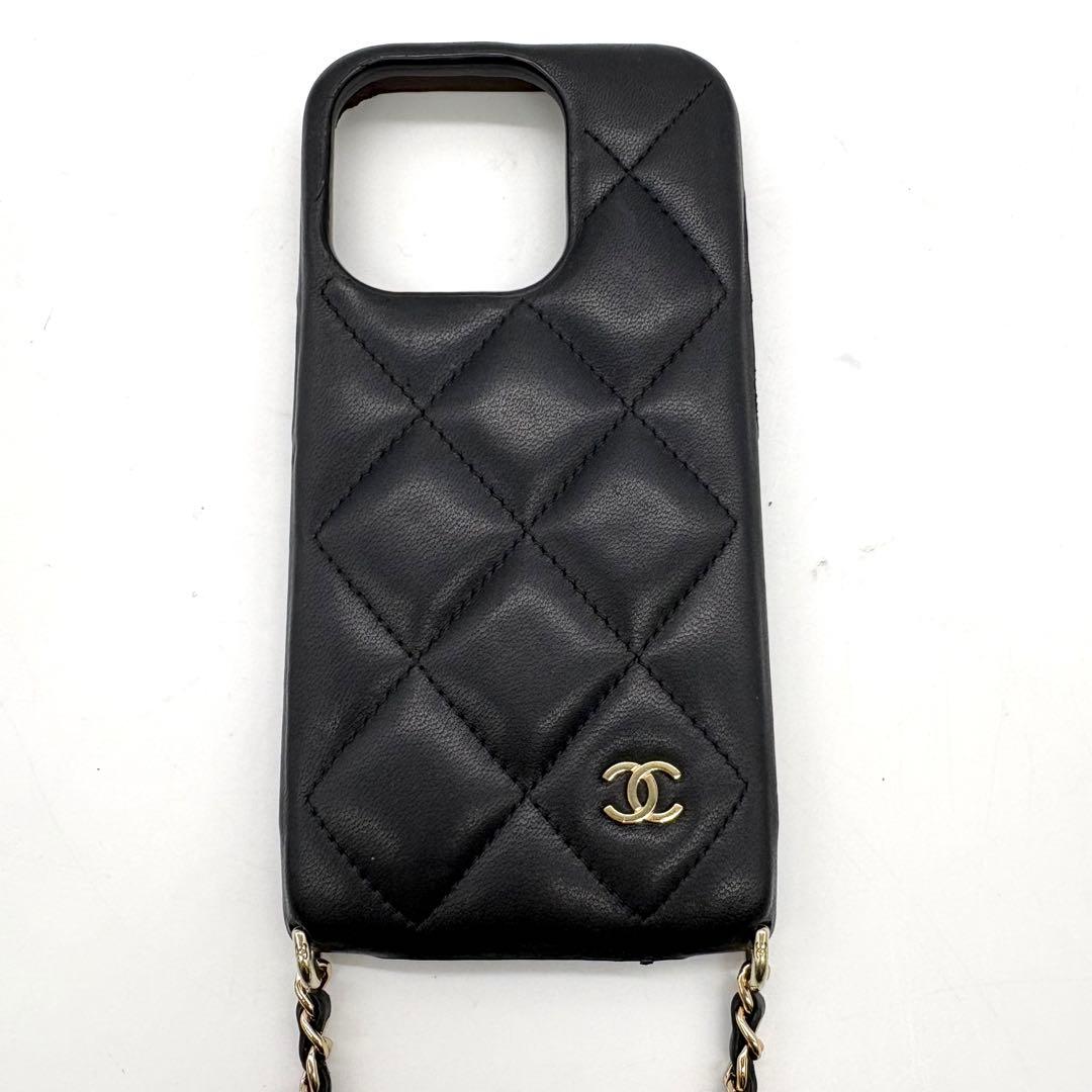 CHANEL iPhoneケース 15Pro マトラッセ ココマーク パール 黒