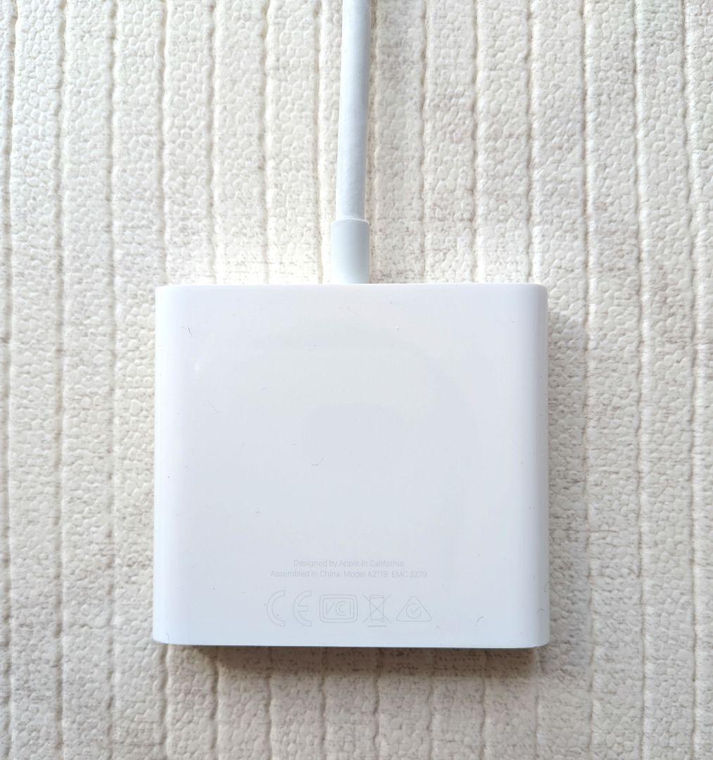 アップル 純正　USB-C to HDMI変換アダプター　2119　美品