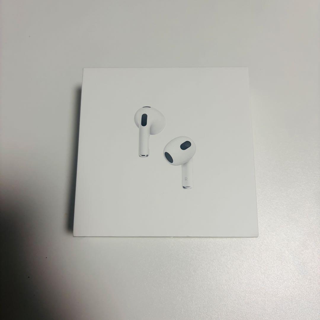【純正】Apple AirPods (第3世代) Magsafe充電ケース付