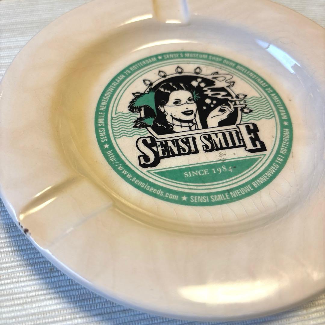 レア　sensi seeds 公式　オランダ　シードバンク　ヴィンテージ　灰皿