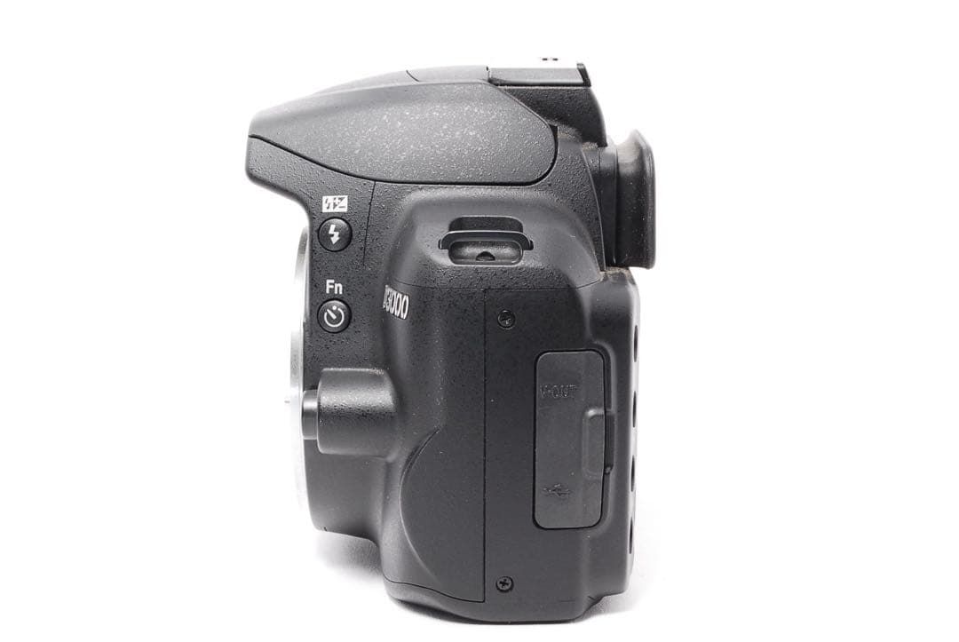◆ショット数僅か◆Nikon D3000◆すぐ使える◆一眼レフカメラ◆スマホ転送