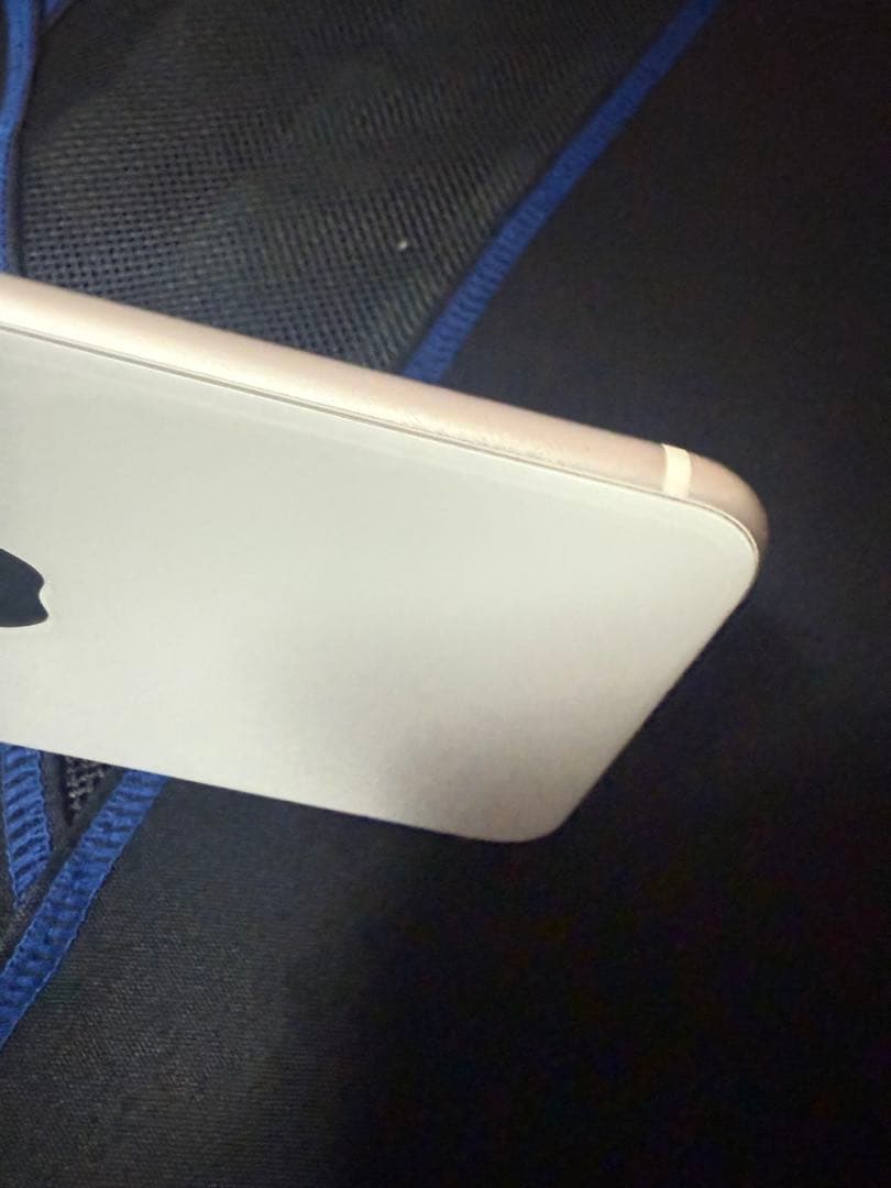 N iPhoneSE 第三世代 64GB SIMフリー