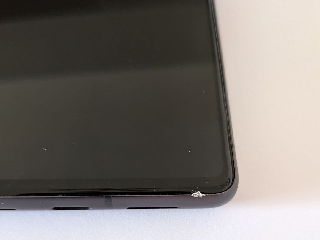 スマートフォン本体 ブラック