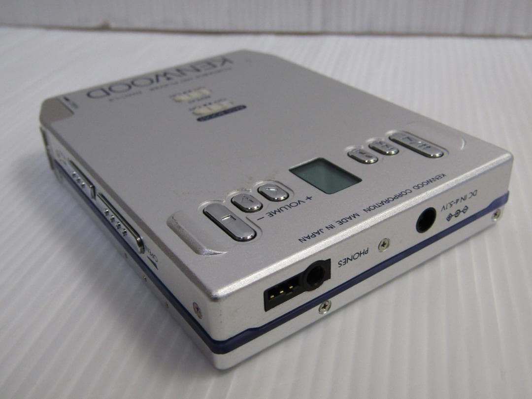 B0604 KENWOOD ポータブル MD プレーヤー DMC-L3