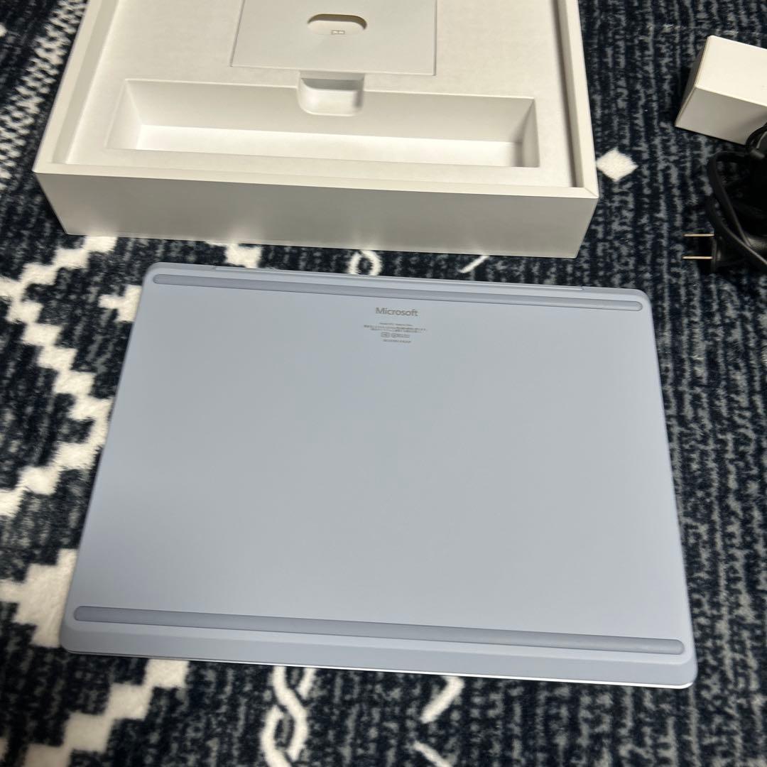Windowsタブレット本体 Surface Laptop Go 3