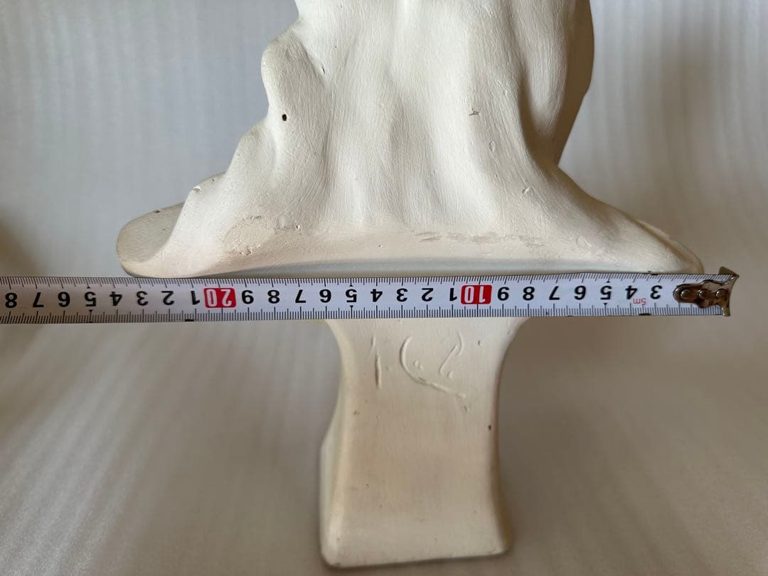 スズランの少女　石膏像　石膏胸像　美術品 　置物 高さ約37cm 26A