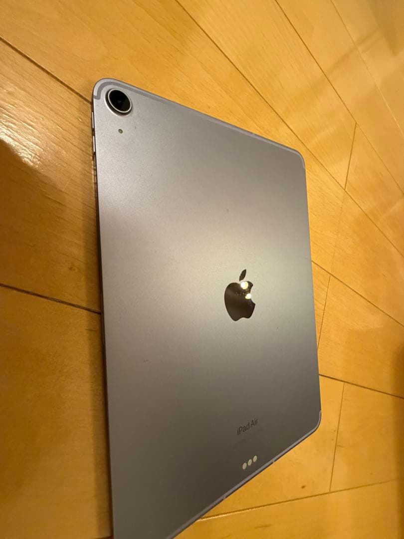 iPad Air第5世代　64GB 美品　ガラスフィルム付き　セルラーモデル