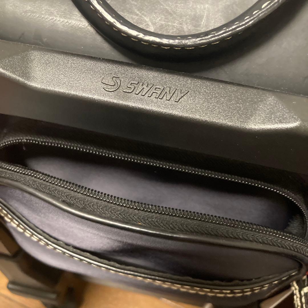 swany スワニー　キャリーバッグ　walking bag 黒　ステッチ