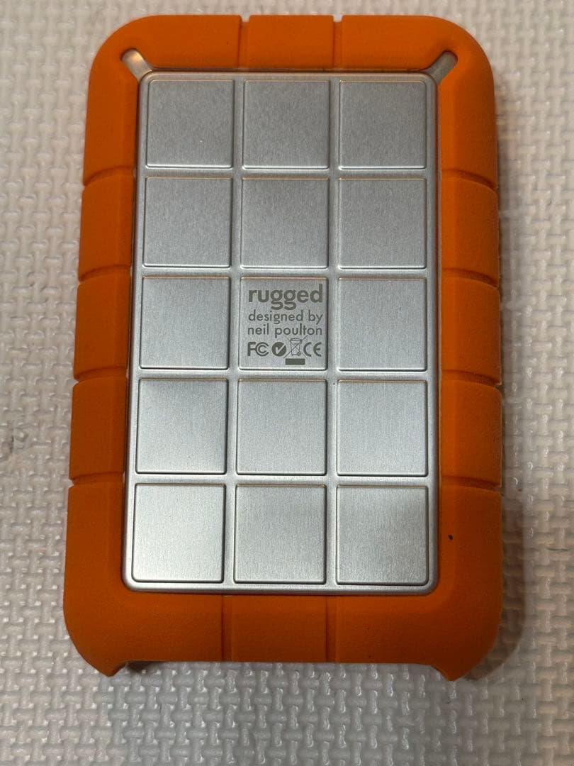LaCie ラシー Rugged 2TB HDD ポータブルハードディスク