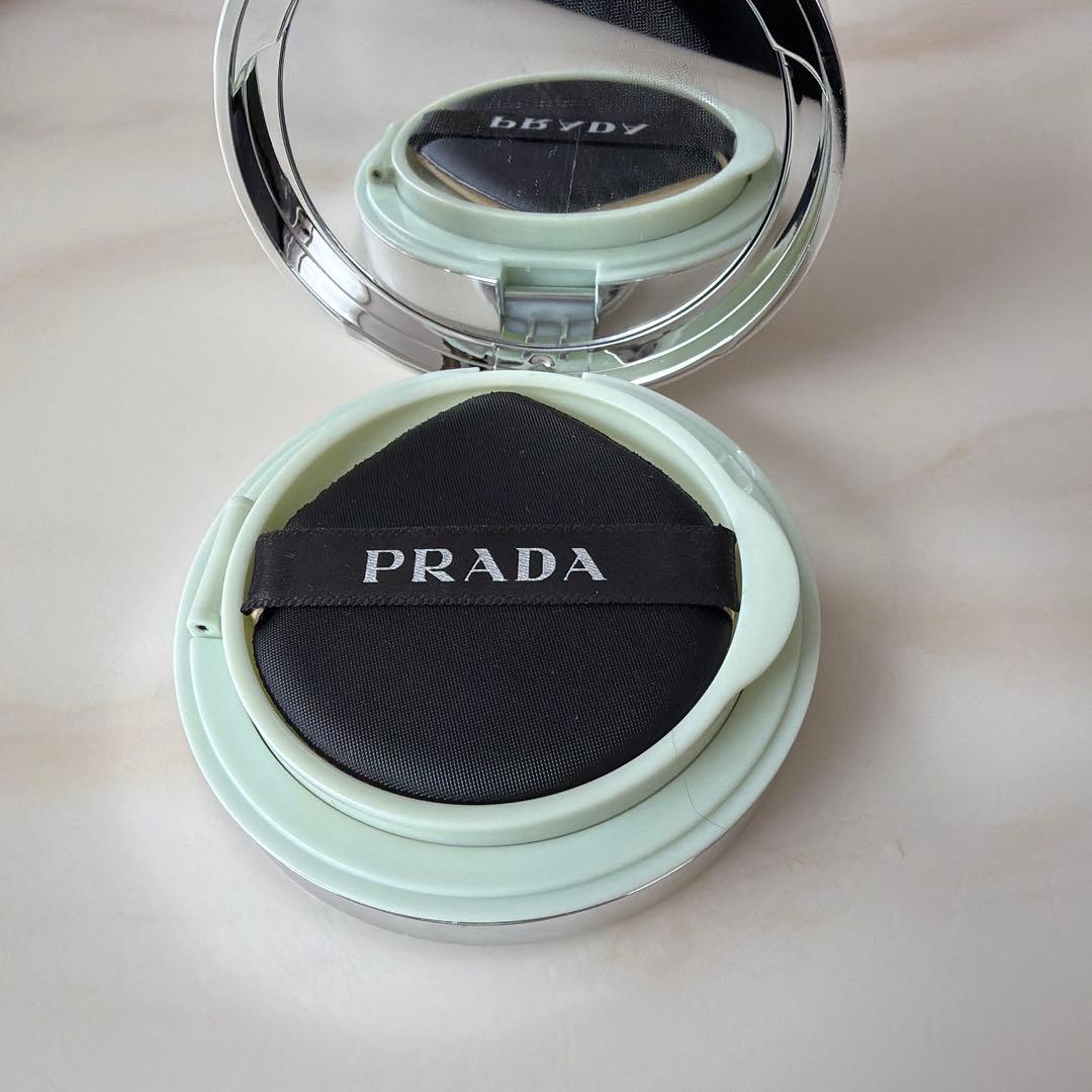 PRADA クッションファンデ