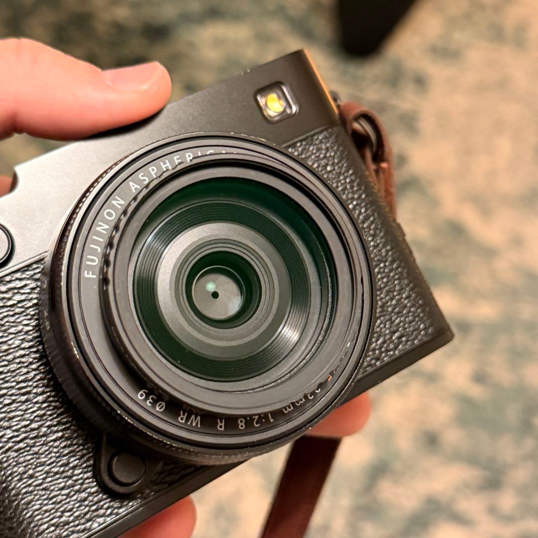 Fujifilm X-E5 レンズキット