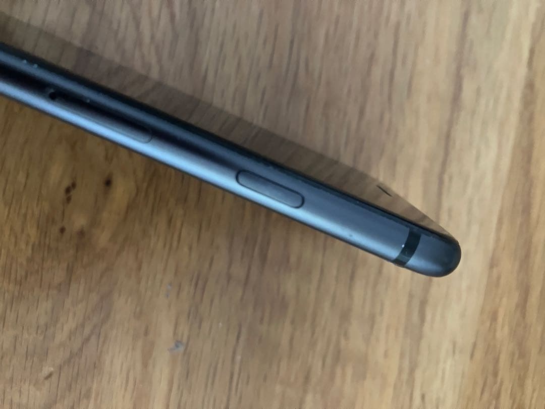 iPhone8 64GB 最大容量88% MQ782J/A iPhone