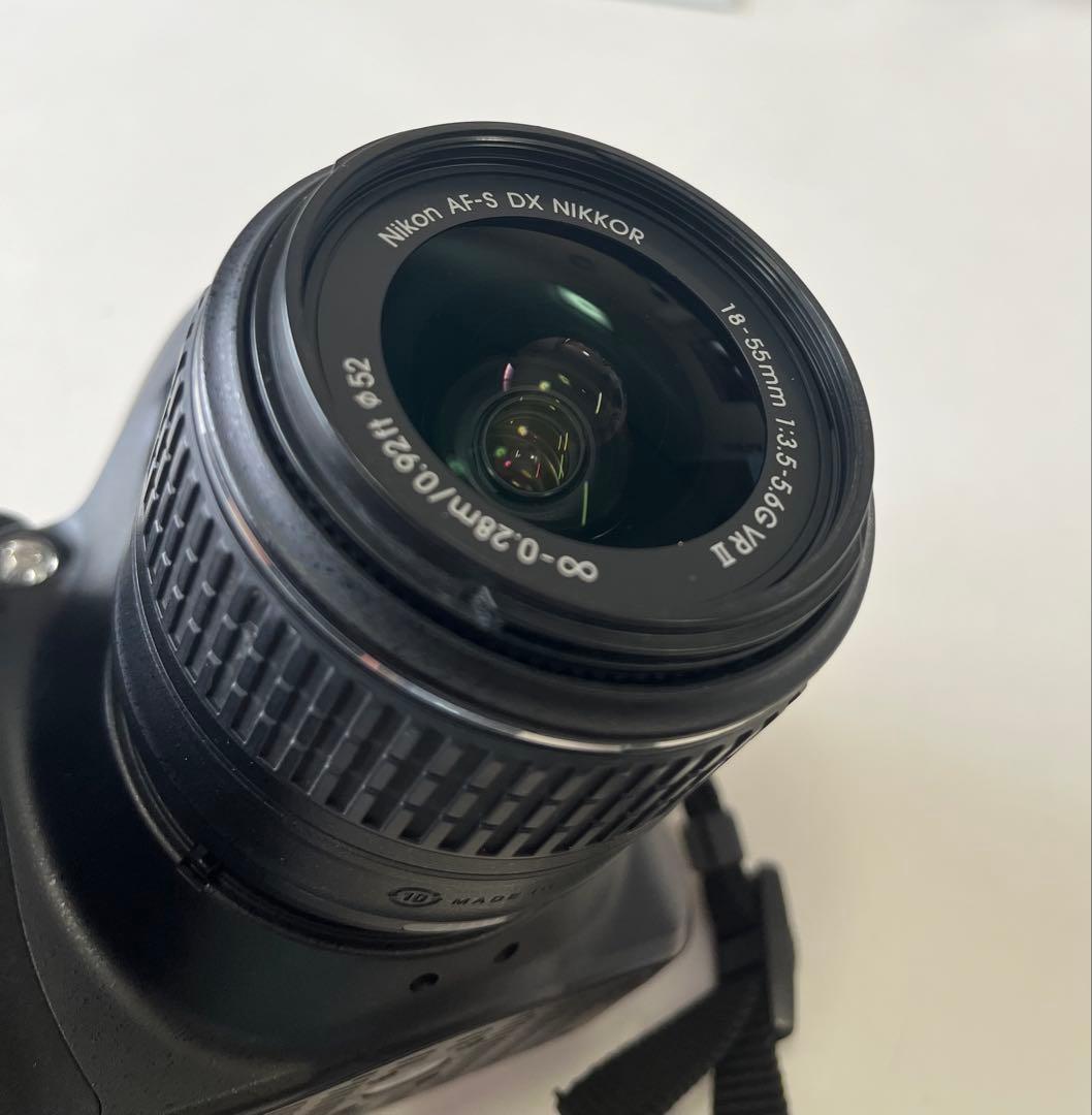 Nikon D3300 レンズキット 18-55mm VR II 初心者おすすめ