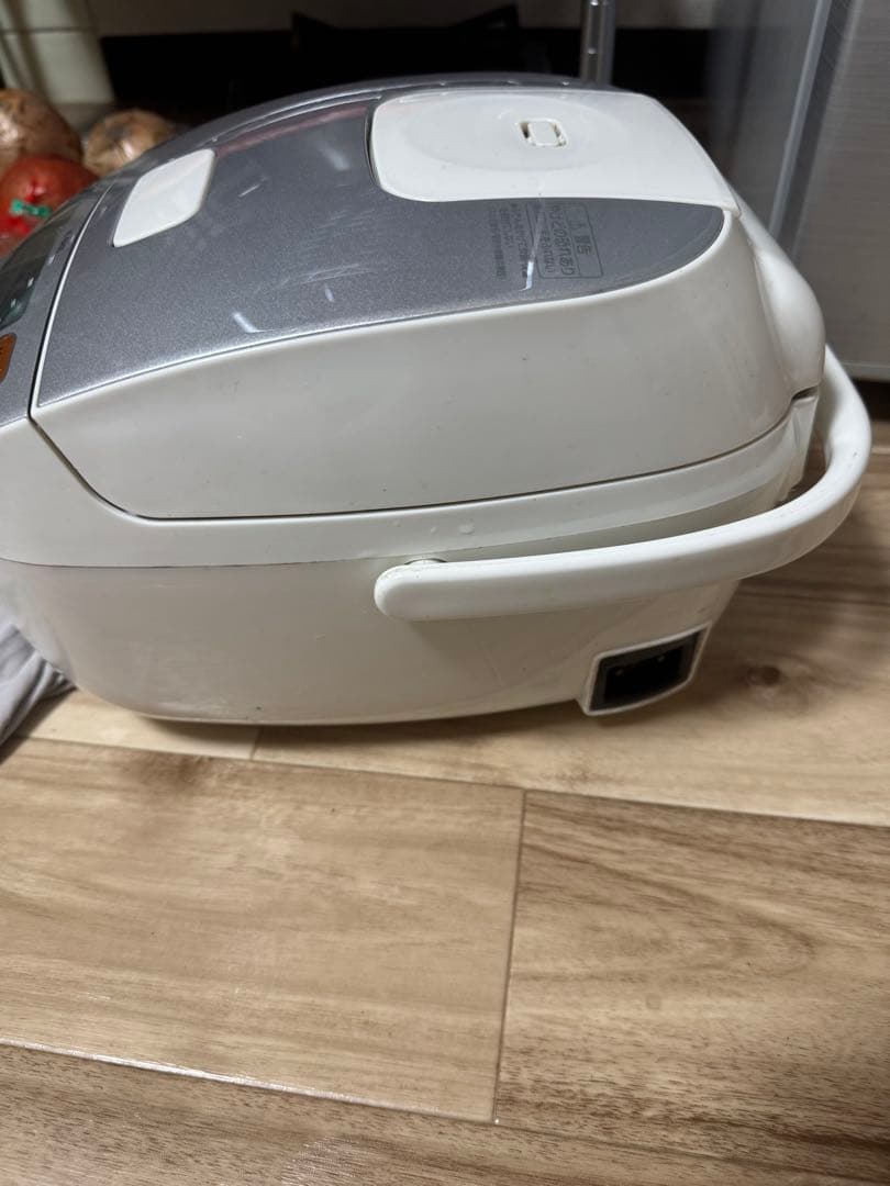 象印 ZOJIRUSHI 炊飯器 3合 ホワイト