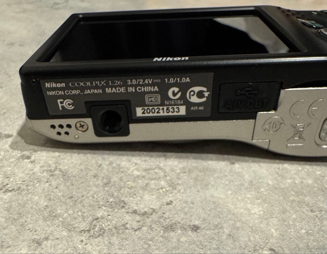 美品＊NICON COOIPIX L26 シルバー