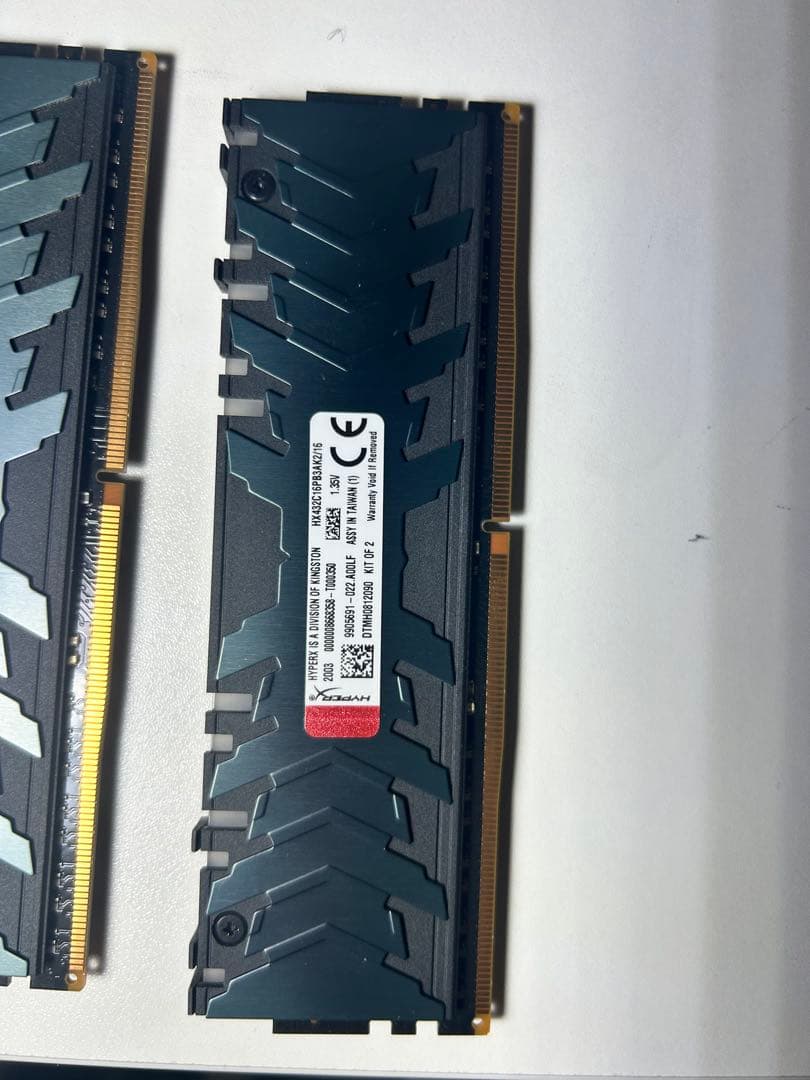 極美品/4枚セット HyperX Predator DDR4-3200 32GB