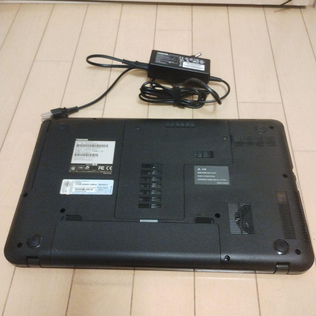 Toshiba Dynabook T552/47ERS 赤