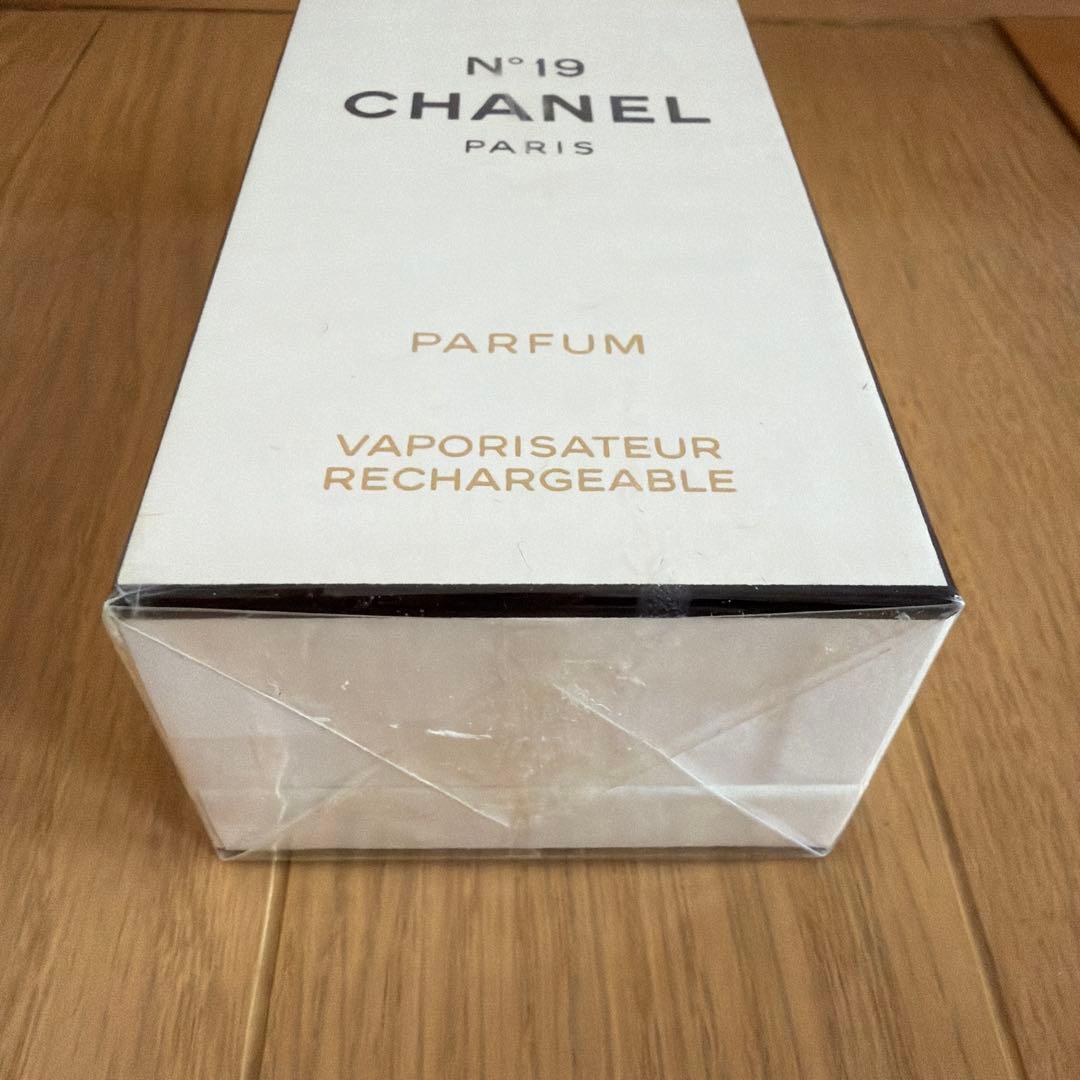 CHANEL N°19 Eau de Toilette & Parfum セット