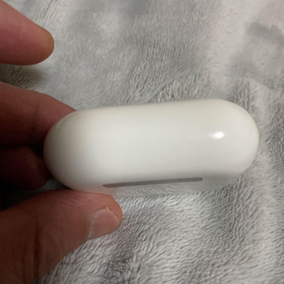 AirPods Pro ホワイト 充電ケース付き