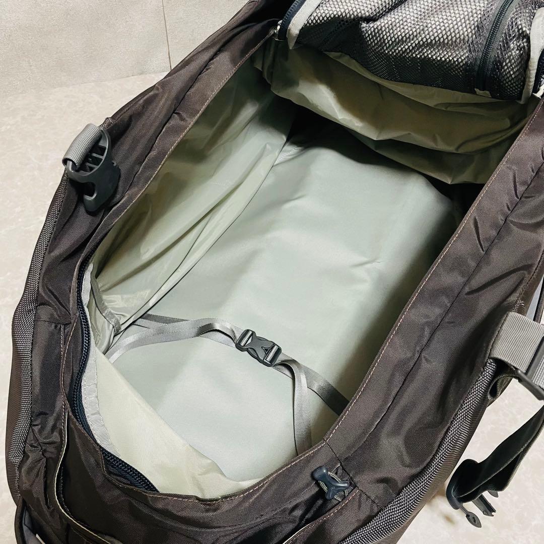 OSPREY オスプレイ シャトル 22インチ キャリーバッグ キャリーケース