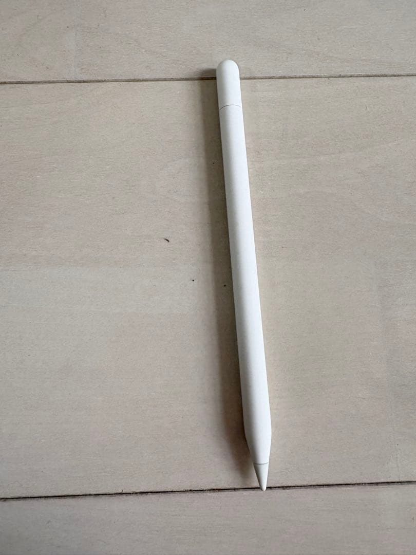 最終値下げiPad A16 シルバー　コード付き + Apple Pencil