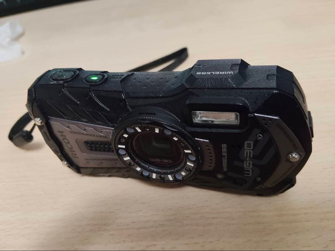 リコー RICOH WG-30 防水デジタルカメラ 本体のみ