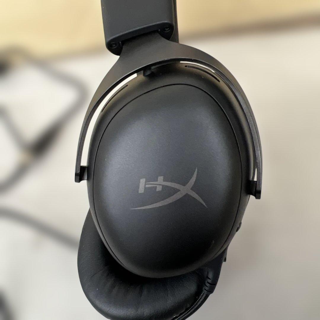603013 HyperX Cloud III  ゲーミングヘッド
