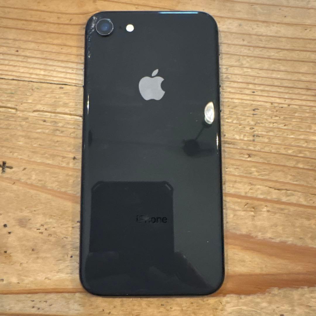 Apple iPhone 8 スペースグレー