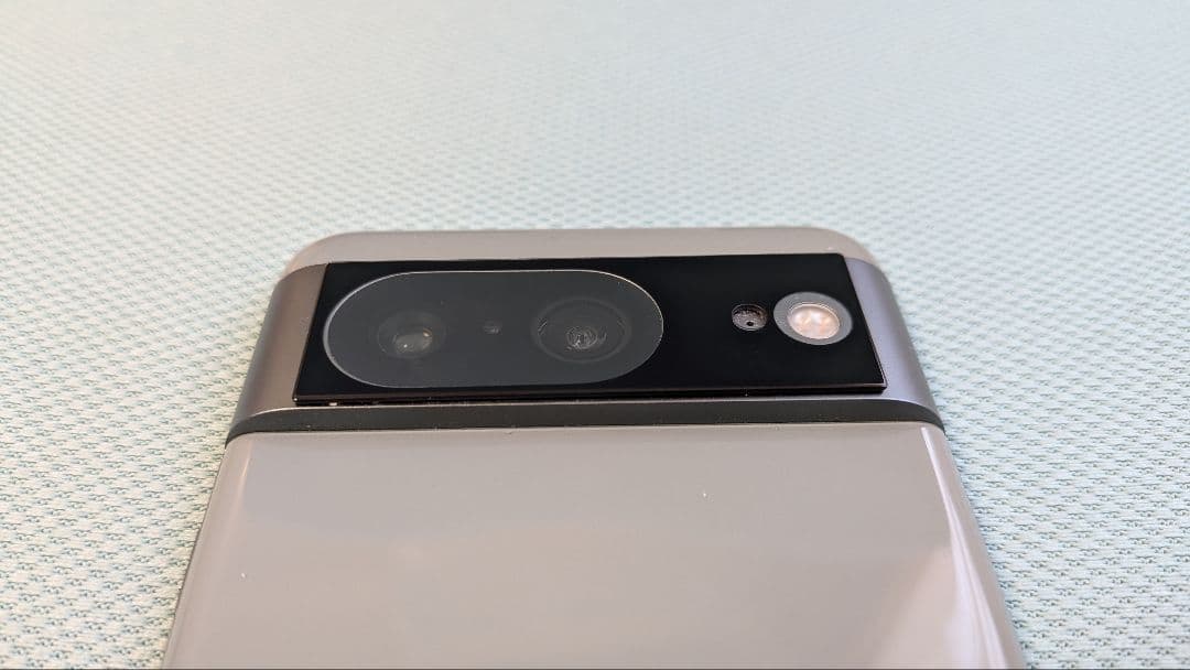 Google Pixel 8 本体 グレー 充電ケーブル付き