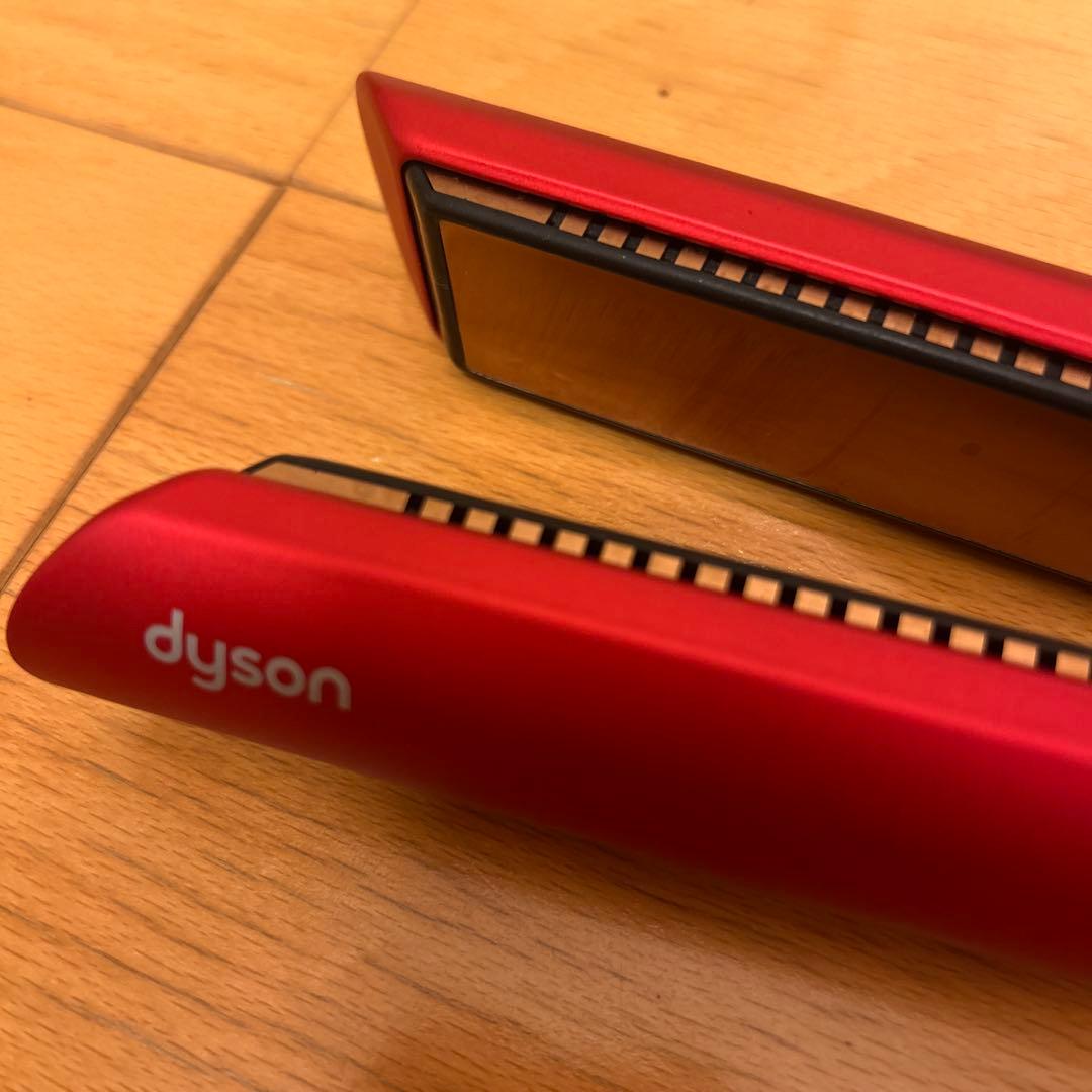 Dyson Corrale™ レッド／ブライトニッケル ヘアアイロン