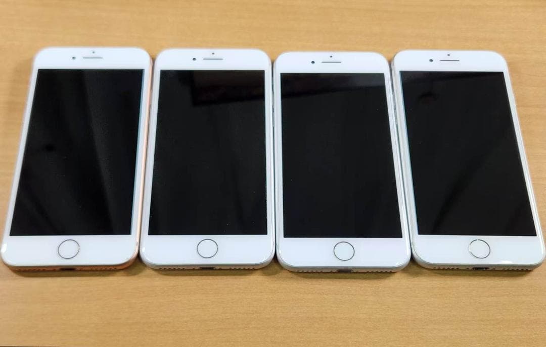 031700H iPhone8 A1906 64GB 4台