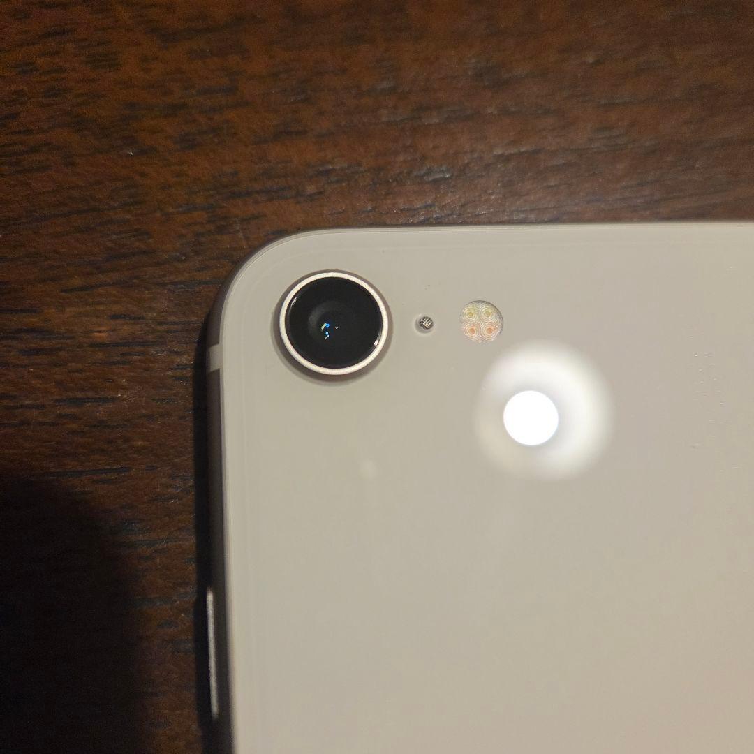 Apple iPhone SE 第3世代 64GB 83% 白 箱あり