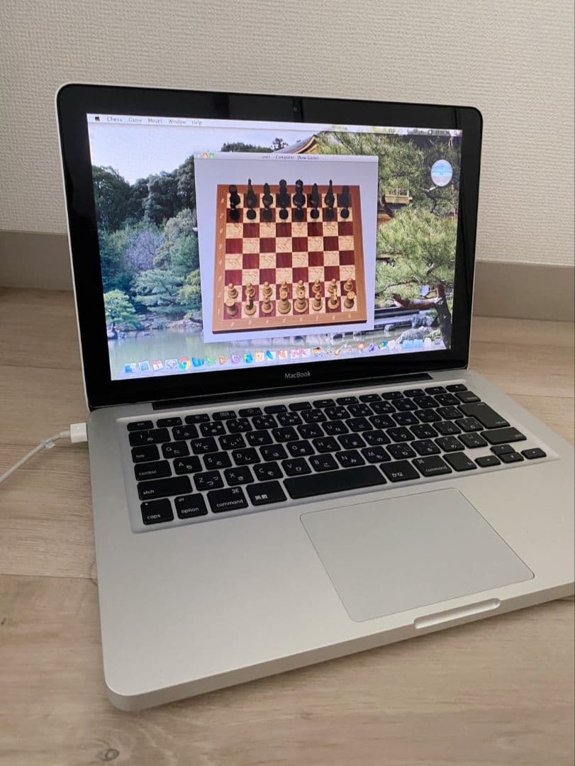 【貴重】MacBook 13インチ