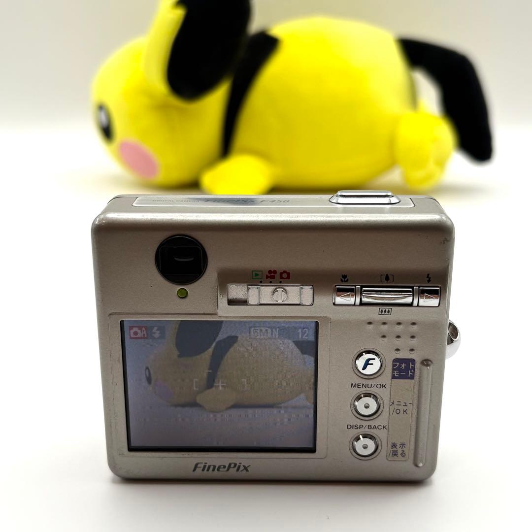 【動作品】FUJIFILM FinePix F450 コンパクトデジタルカメラ