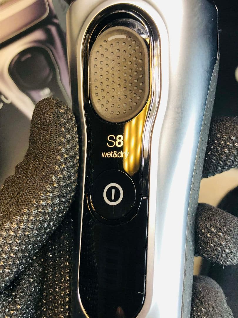 【美品】BRAUN Series 8 8467ccメンズ電気シェーバー
