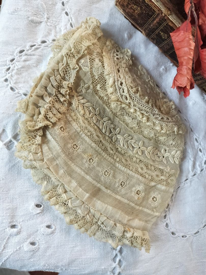 アンティーク　フランス レース　赤ちゃん　手刺繍　ボネ帽子 19世紀　美品　レア