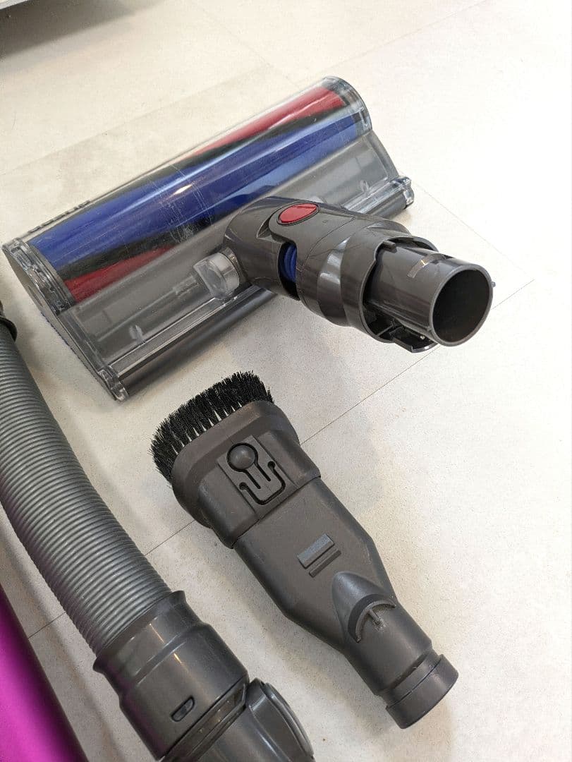 Dyson　ダイソンジャンク品ピンクパイプ　本体　スティッククリーナー故障