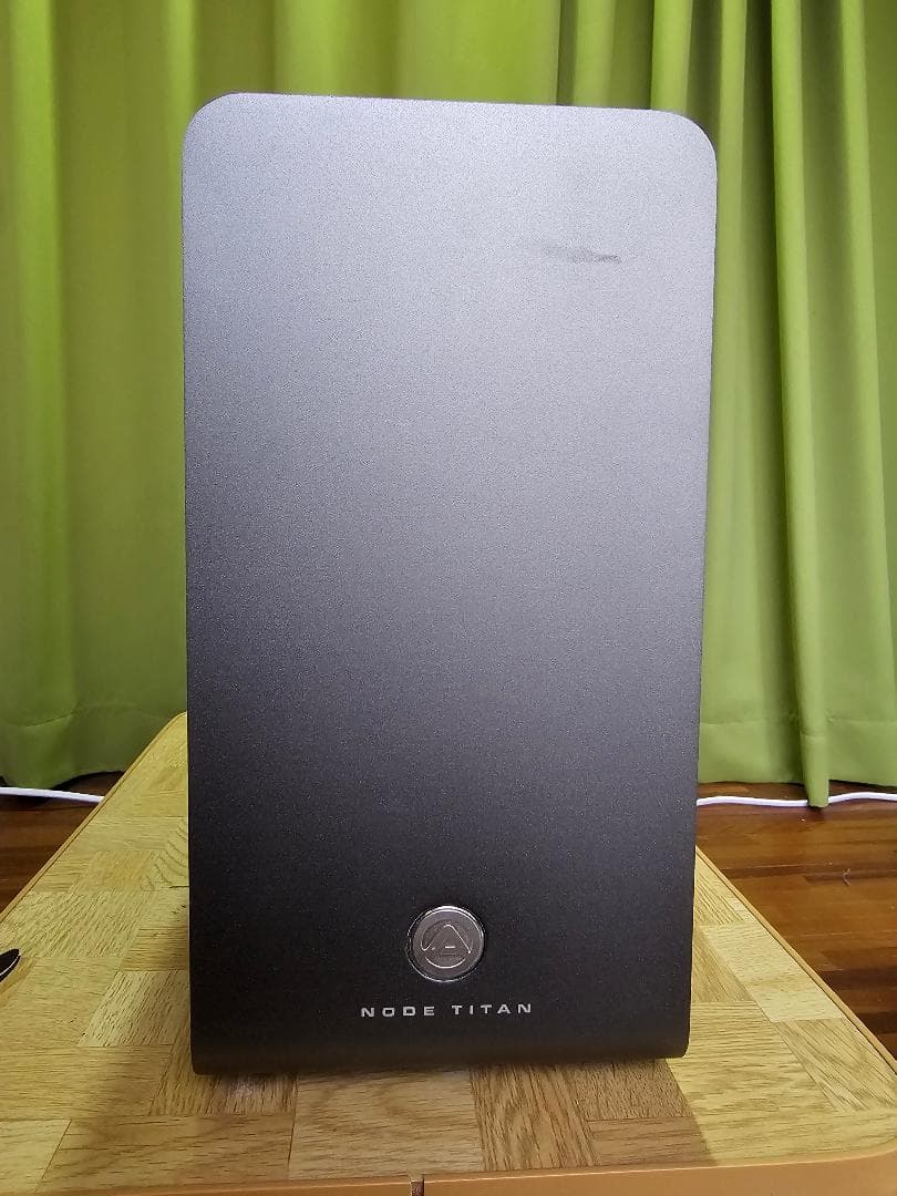 AKiTiO Node Titan 外付けグラボ eGPUケース