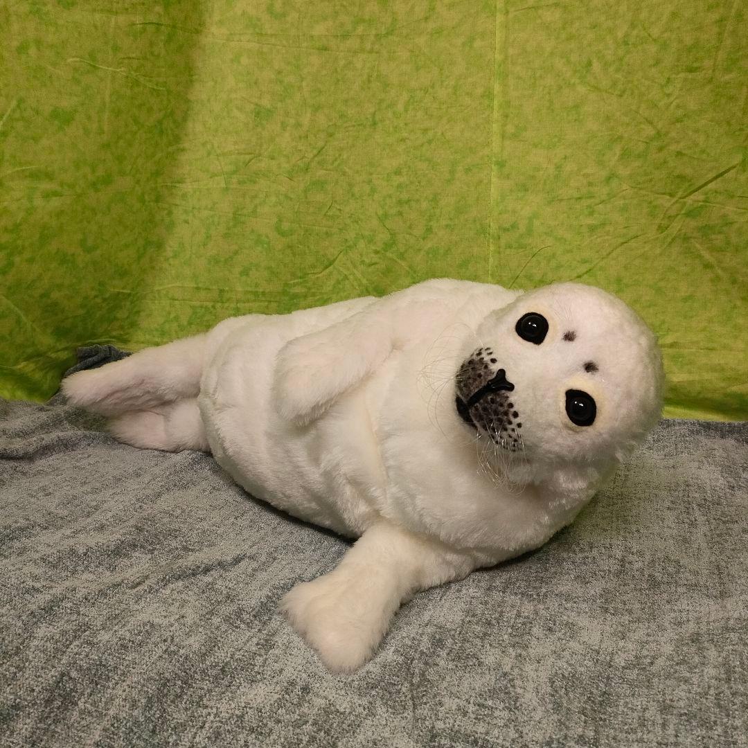 ハンドメイド　ぬいぐるみ　アザラシ　白