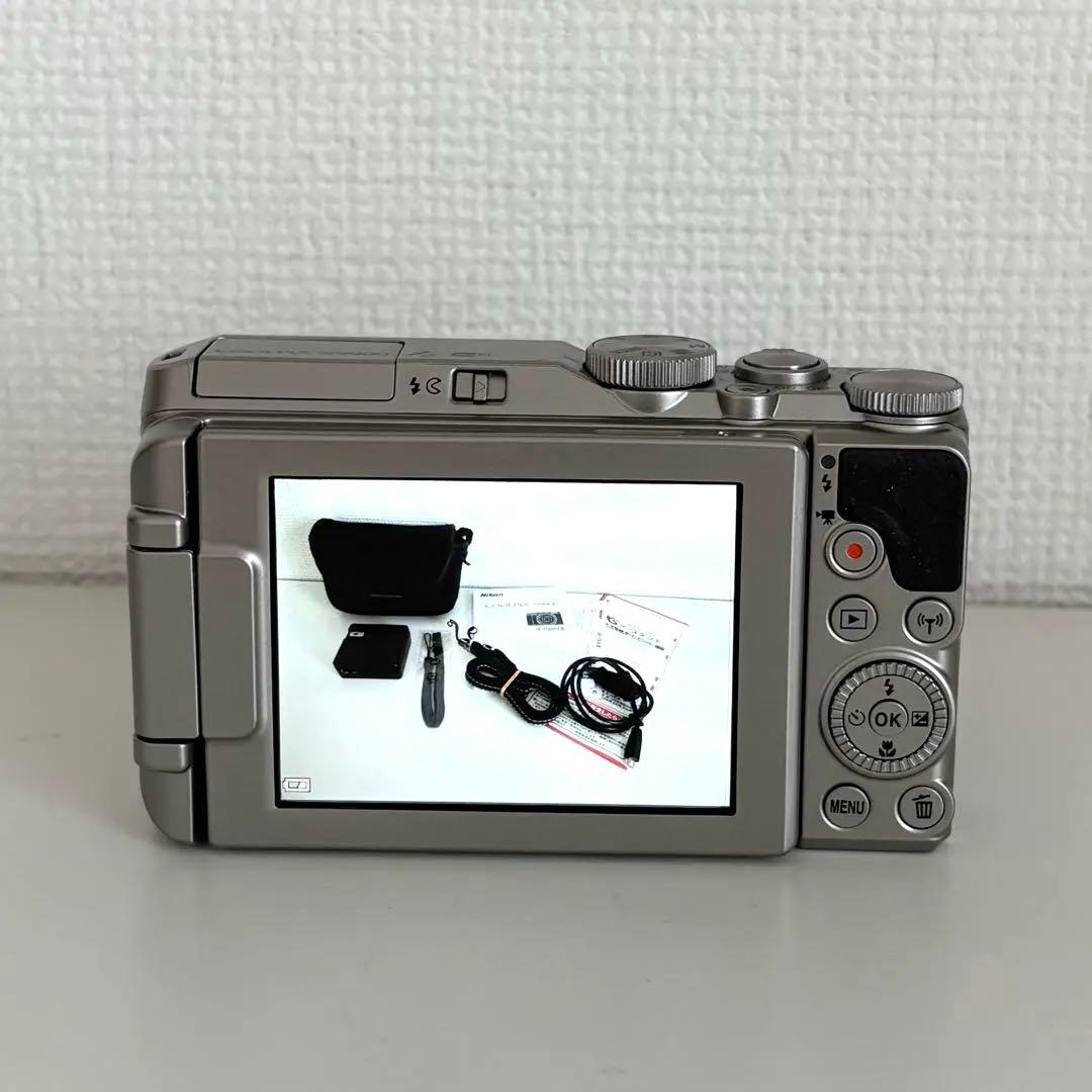 美品✨Nikon COOLPIX S9900シルバー 他カバー バッテリー等一式