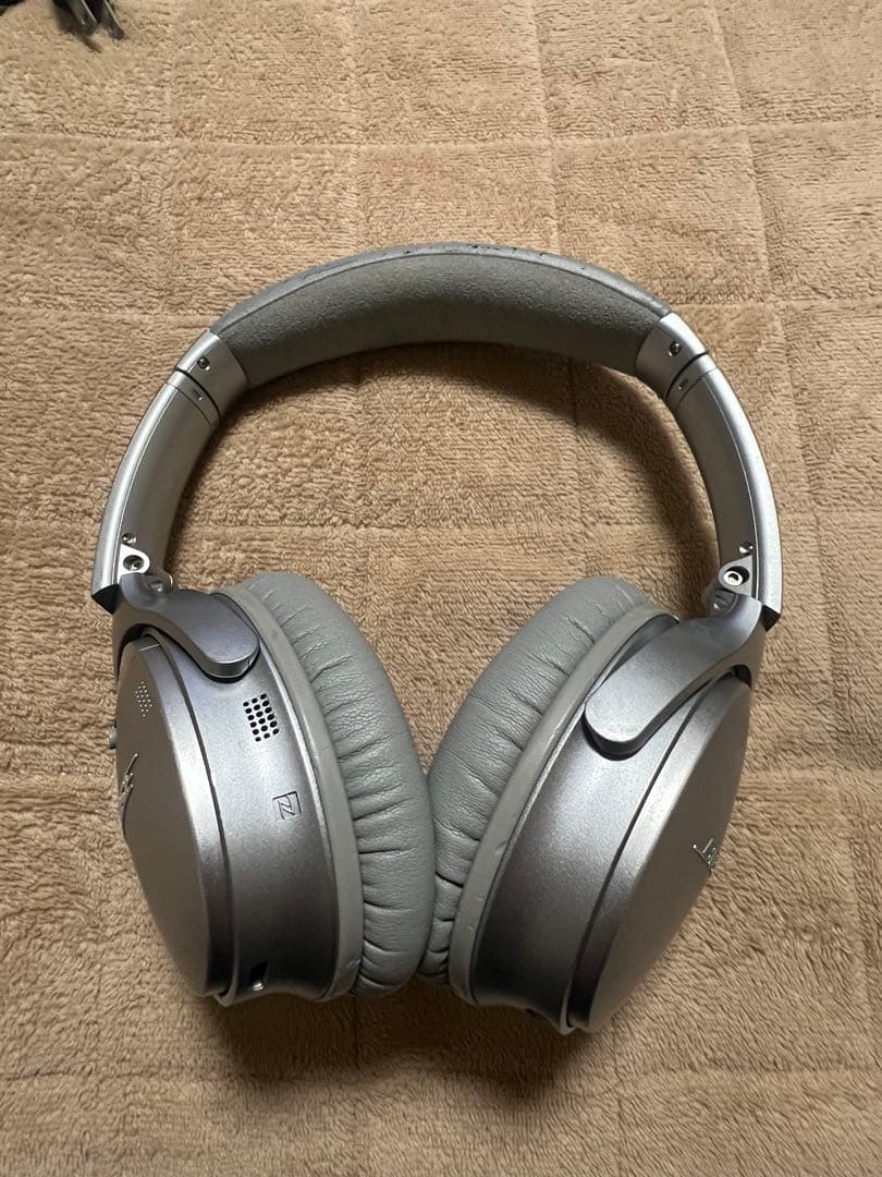 Bose quietcomfort 35シルバー
