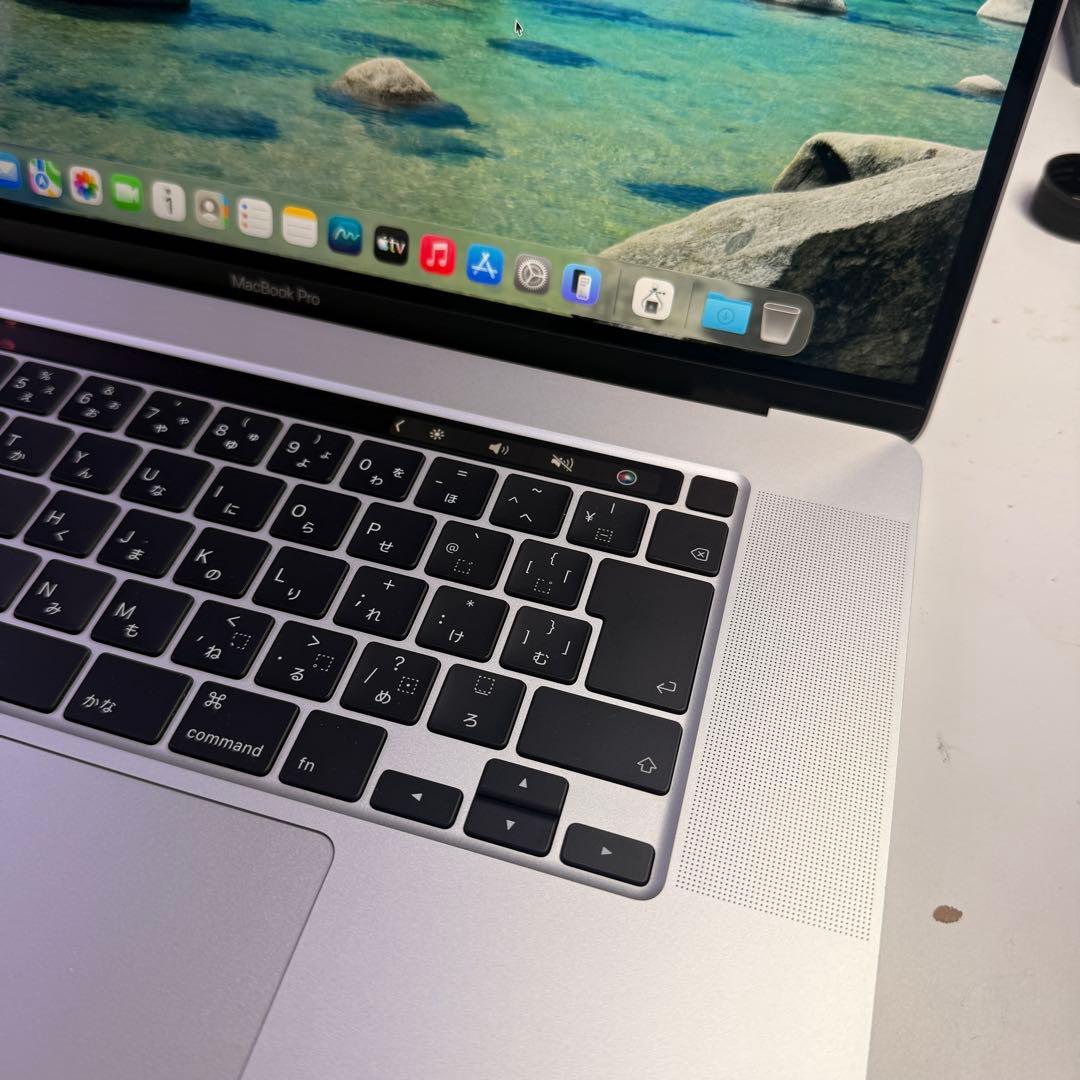 MacBookPro 16インチ i7搭載 16GB/512GB 美品