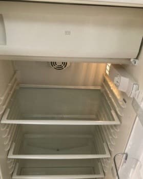 ジャンク品 ※ SMEG FAB28 冷蔵庫　レトロスタイル