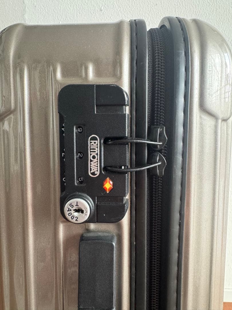 RIMOWA リモワ サルサ 廃盤33l スーツケース
