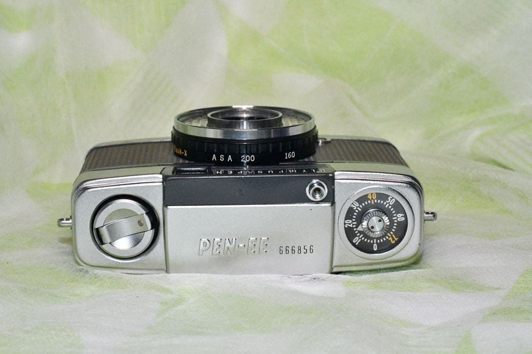 《動作品》OLYMPUS PEN-EE a342-11