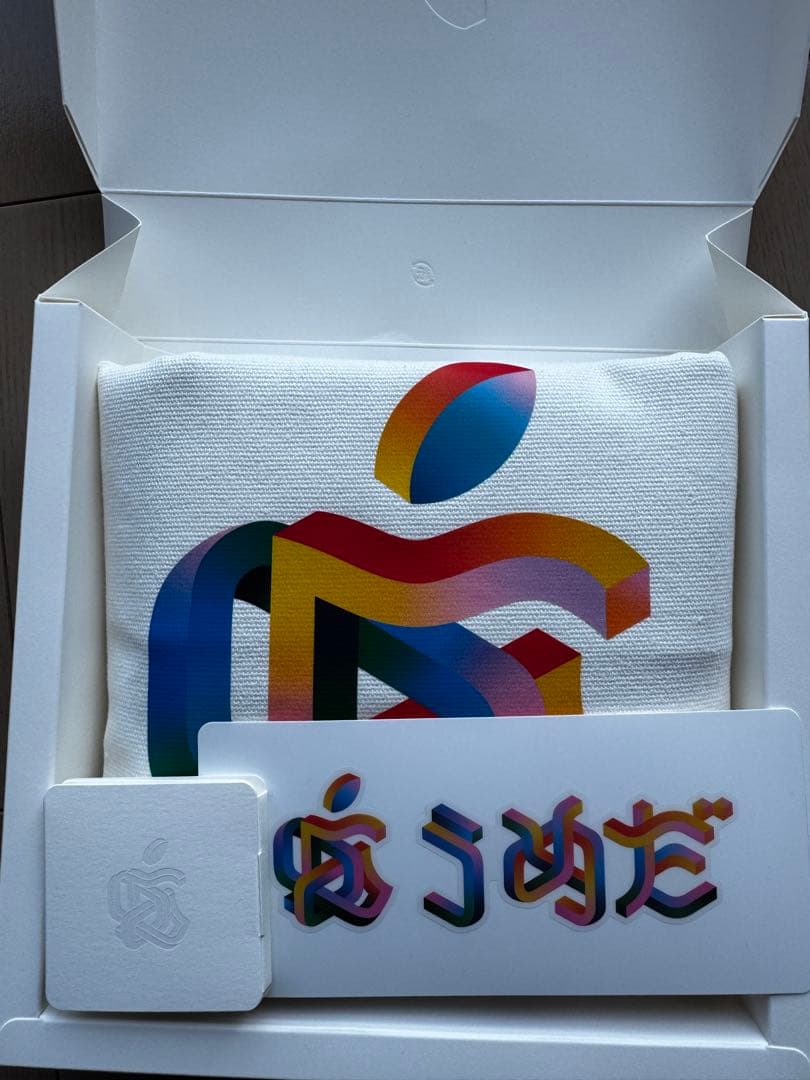 アップル ストア 梅田 オープン記念ノベルティ