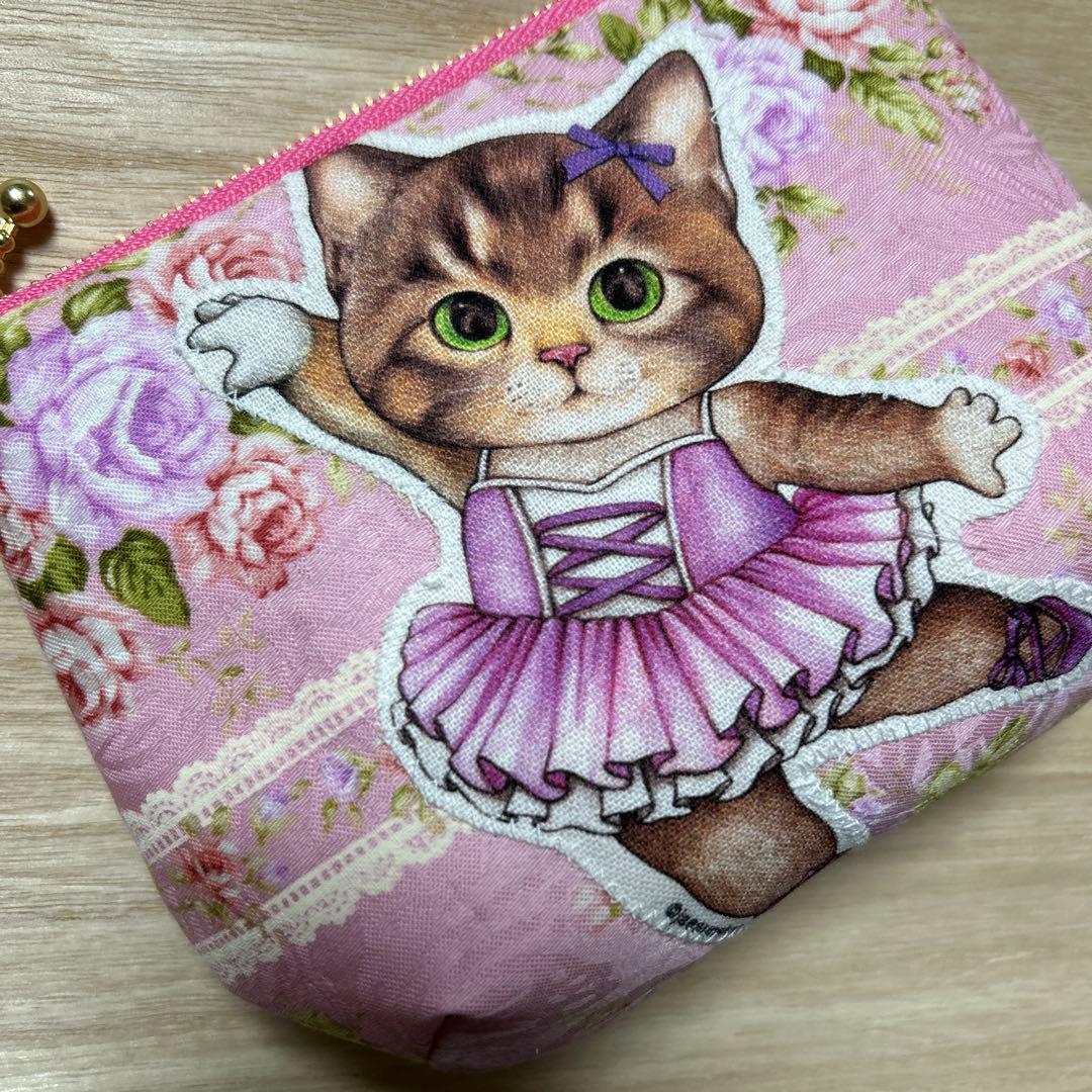 ハンドメイド　ころりんポーチ　コヤンイサムチョン☆バレリーナサンダー＆ルミ☆