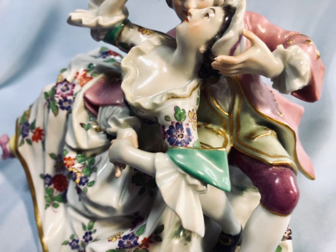 マイセンアンティーク1級品♪双剣マーク☆木の下の恋人たち☆金彩1点物☆ヨーロッパ
