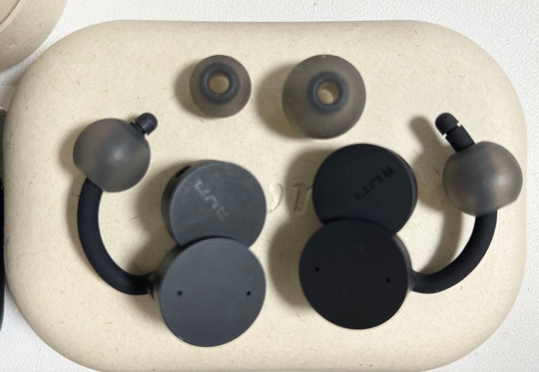 ★新年特別限定価格★2.4万購入4回使用★nuri DOTS ワイヤレスイヤホン